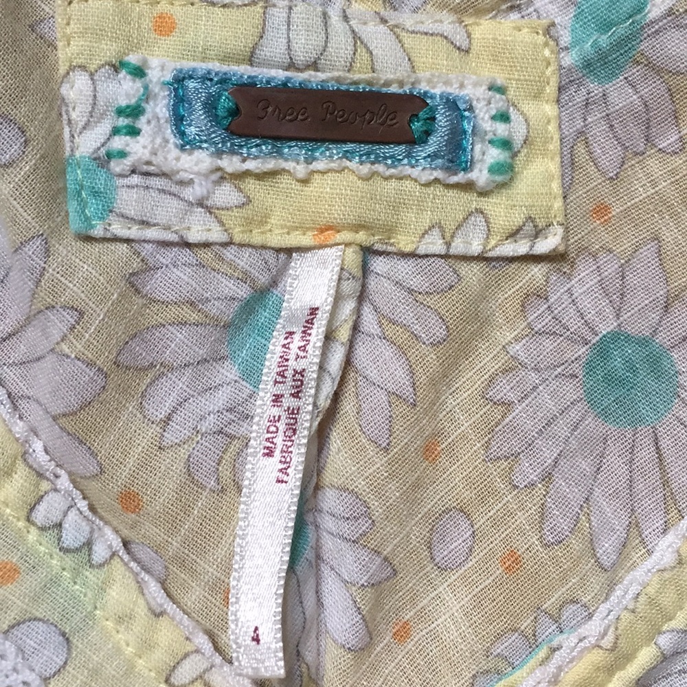 Free People cotton blouse. Size 4. - Picture 2 of 4